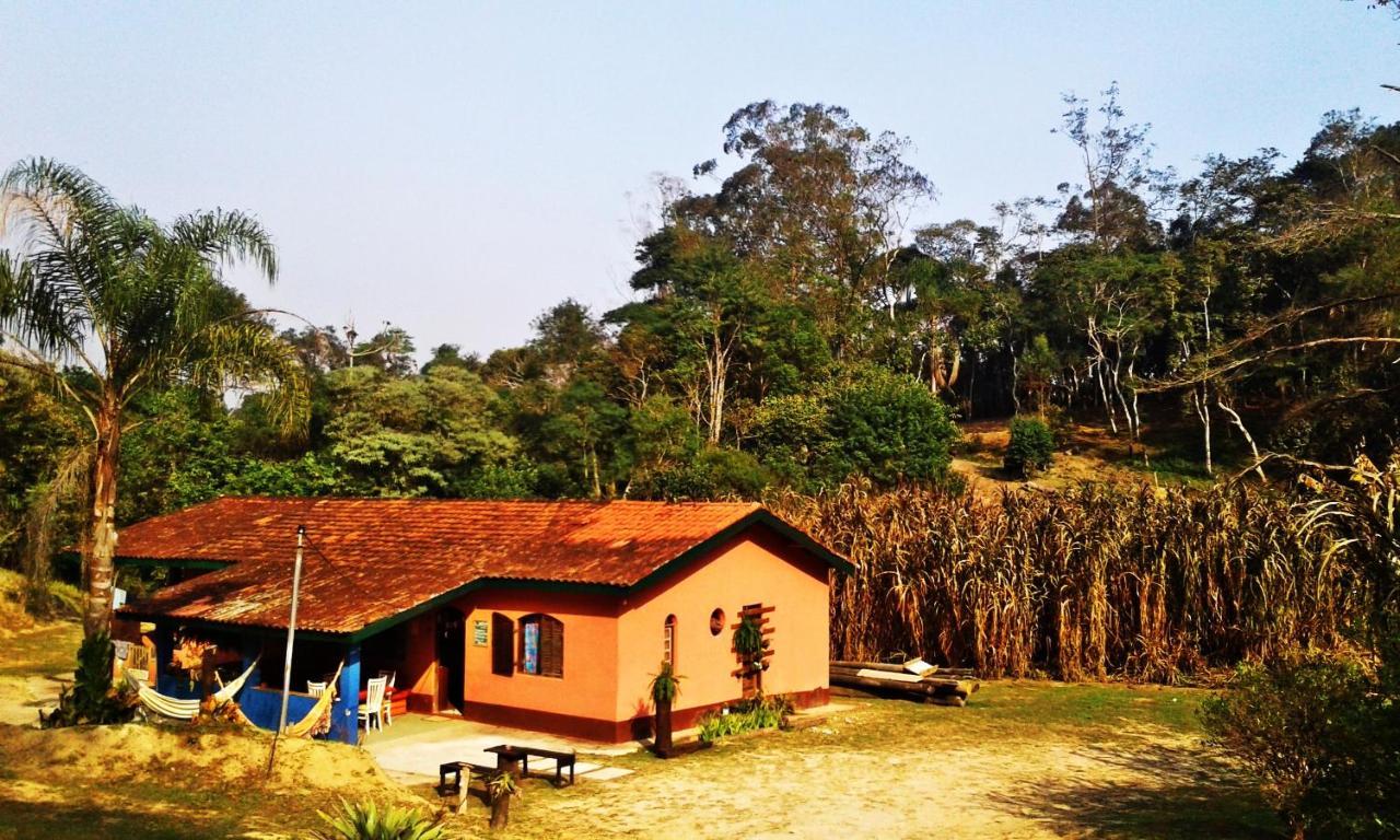 O Brejo Encantado Hospedagem E Hostel Embu Zewnętrze zdjęcie